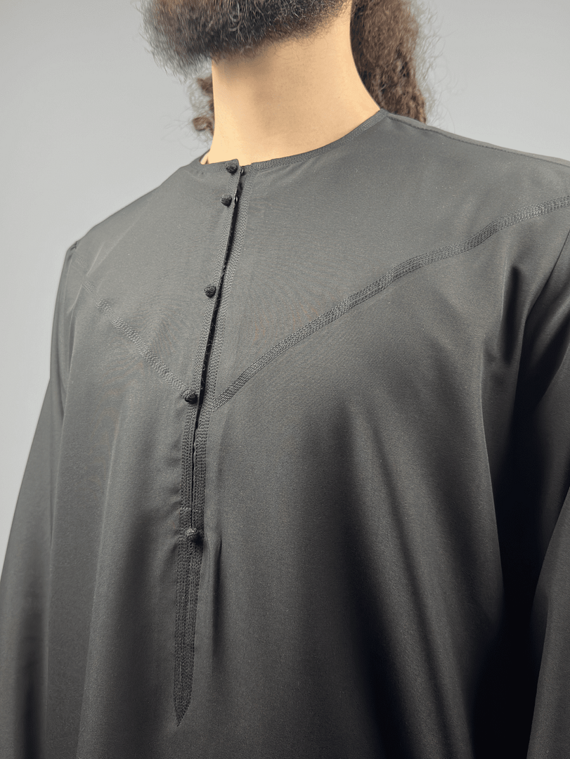 photo-output_5-compressed Qamis Émirati Noir Pure
